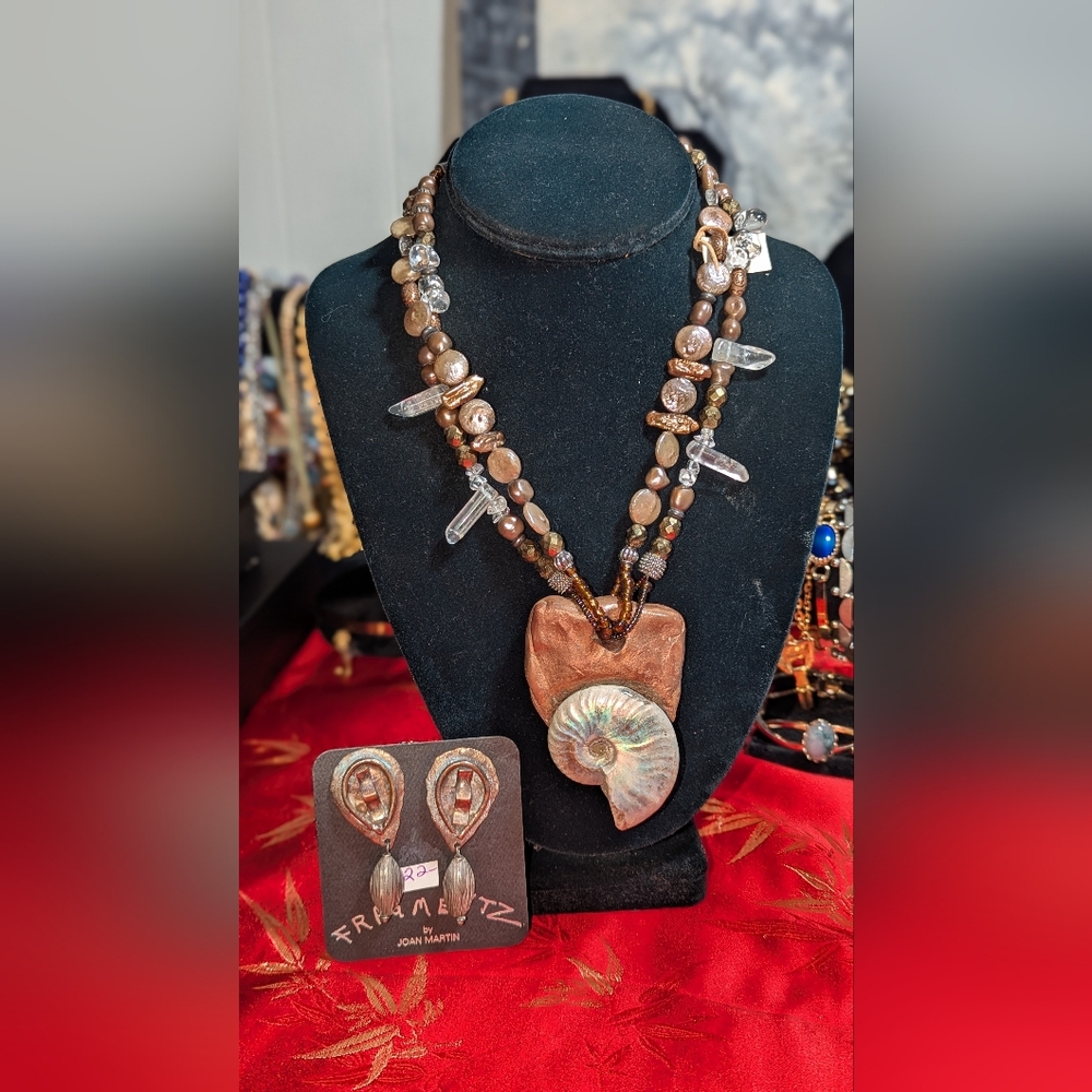 VTG Artisan Necklace